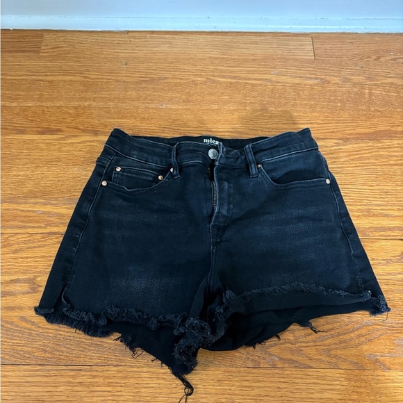 Mica Women’s Black Jean Shorts Size Small - Picture 1 of 4